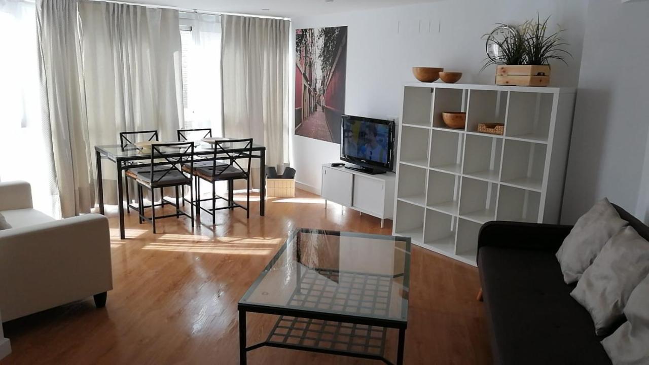 Apartment Plaza Del Salvador เซบีญา ภายนอก รูปภาพ